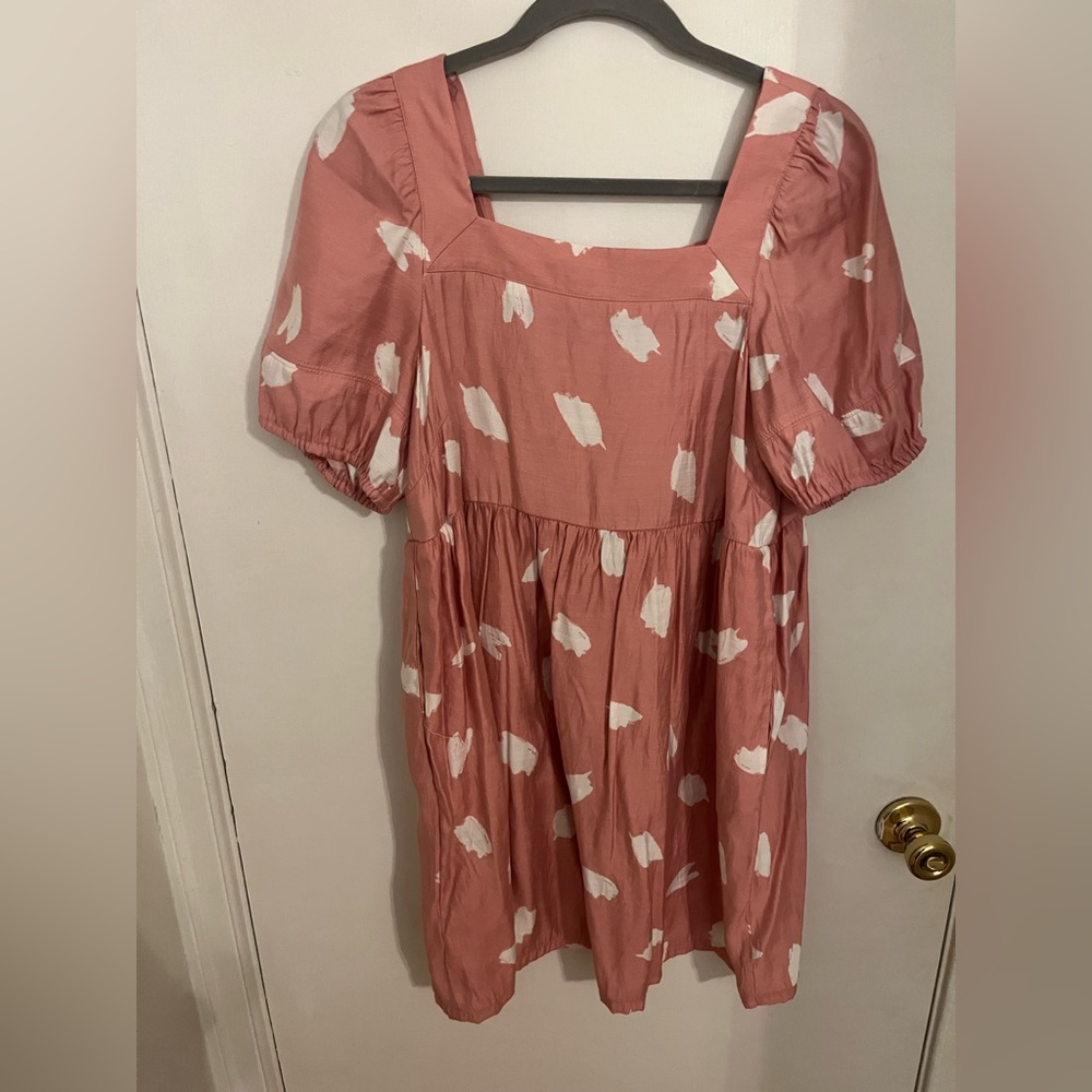 LOFT pink and white dress size small